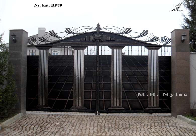 Wjazdowa brama kuta w typie greckim bp79