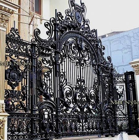 masywna kuta barokowa brama pałacowa bp101a