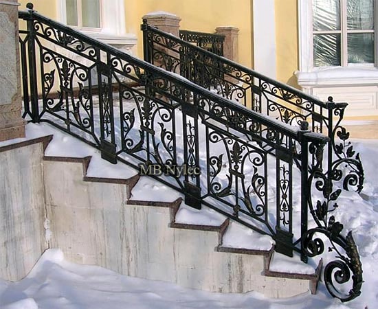 Elegancka balustrada w typie dworskim ba24