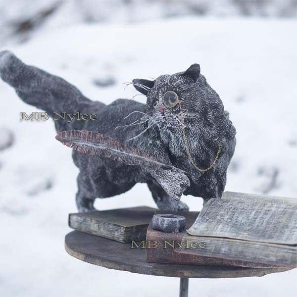 figury metalowe - galeria figur stalowych - kot naukowiec ze stali
