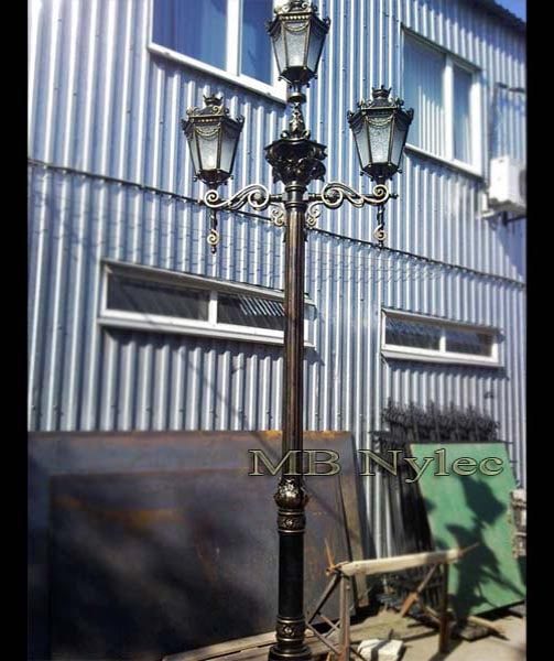 klasyczna wysoka lampa kuta ogd 105